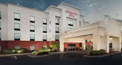 Hampton Inn Wilson Downtown