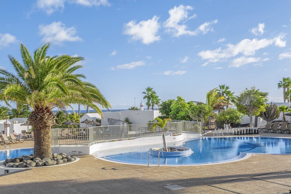 Jardines Del Sol By Diamond Resorts In Yaiza Hotel Rates