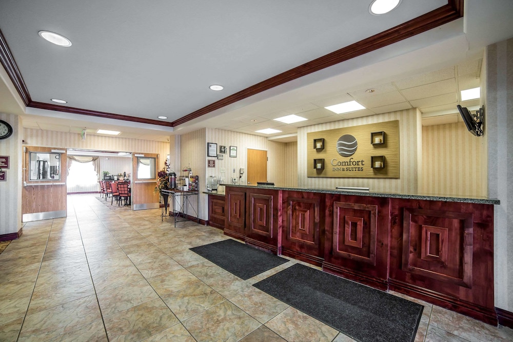 Lobby, Comfort Inn & Suites Rock Springs - Green River