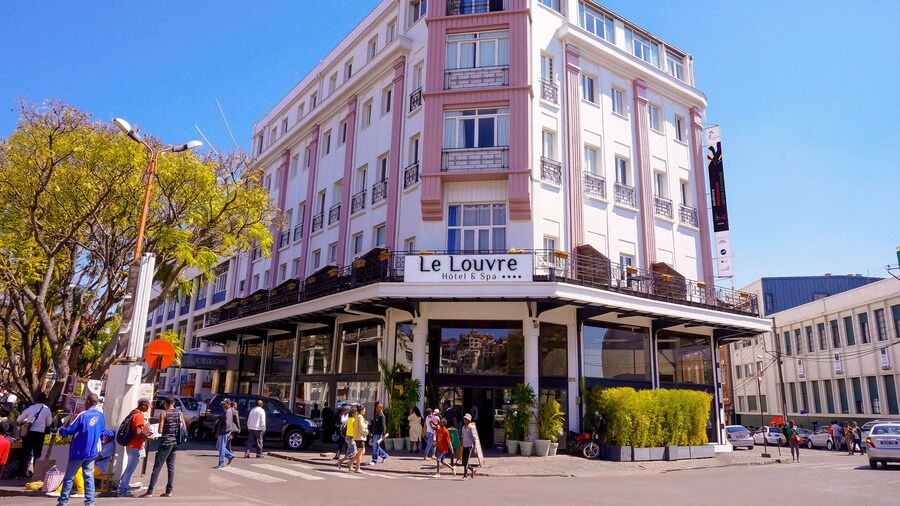 Le Louvre Hôtel & Spa