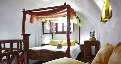 Anna Traditional Apartments