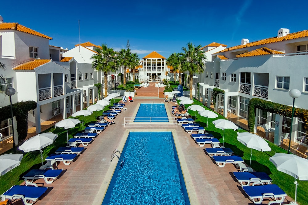 Apartamentos Turísticos Club Ouratlântico In Albufeira Hotel Rates Apartamentos Turísticos Club Ouratlântico