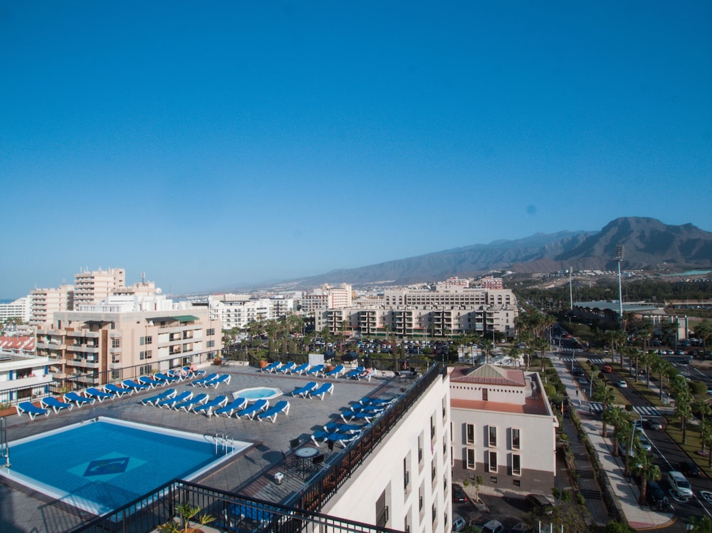 Hotel Zentral Center in Arona, Spain