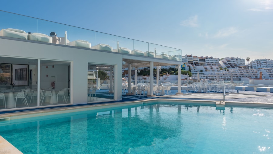 Hotel Califórnia Urban Beach – Adults only