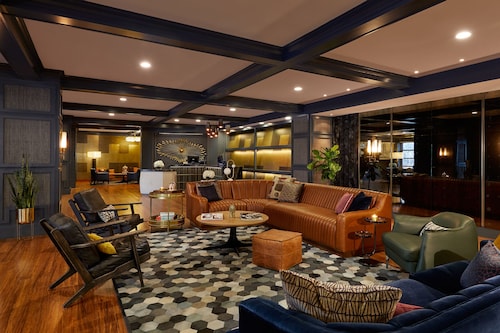 Music Row Hotels Find Hotel Deals Reviews On Orbitz Hutton Hotel