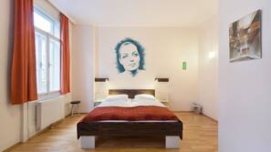 1 Schlafzimmer, Zimmersafe, individuell dekoriert