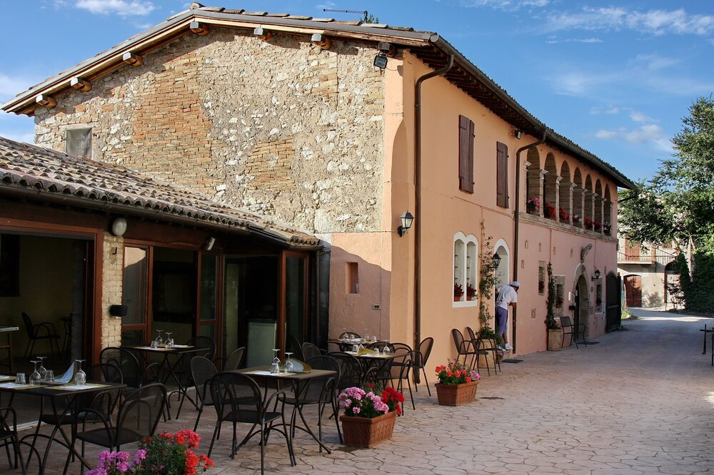 Agriturismo Natalini In Trevi Hotel Rates Reviews On Orbitz