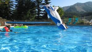Piscine extérieure