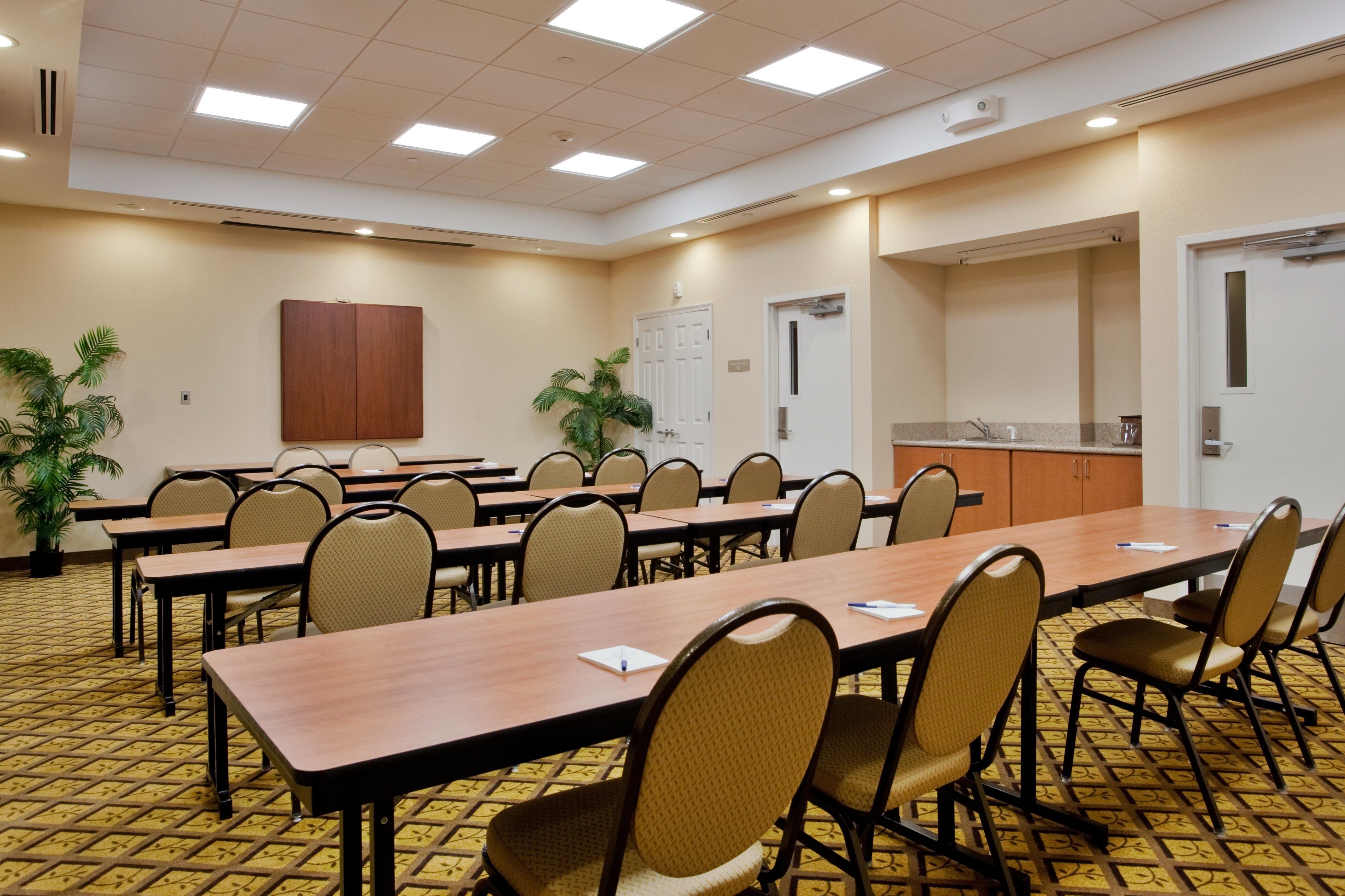 Candlewood Suites Norfolk Airport in Norfolk, United States