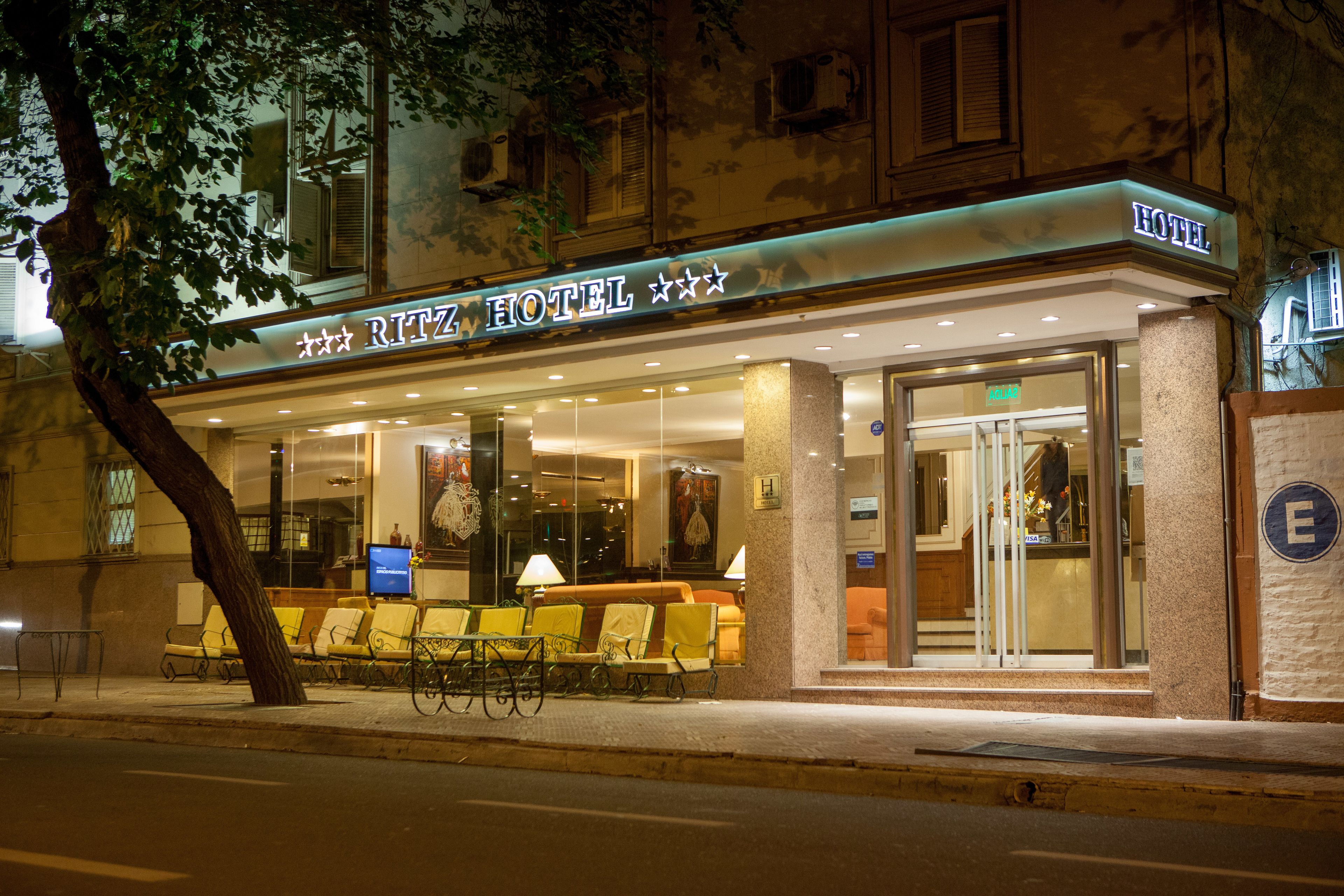 Ritz Hotel Mendoza in Mendoza, Argentina