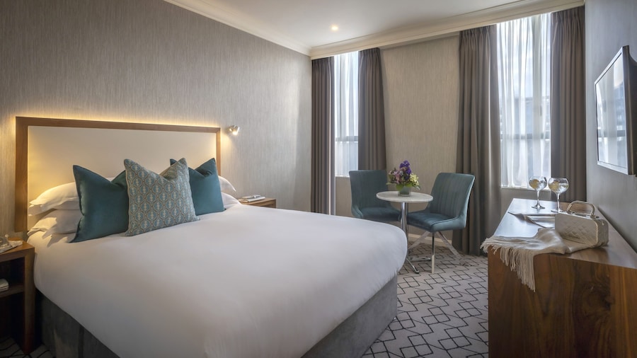 Victoria Hotel