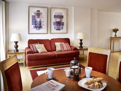 Marlin Apartments City Docklands London 2019 Hotel Prices Marlin Apartments City Docklands 4 0 Out Of 5 Hotel Front Featured Image Guestroom