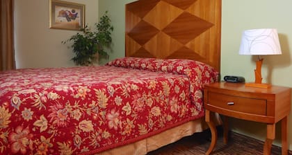 Columbia Gorge Inn