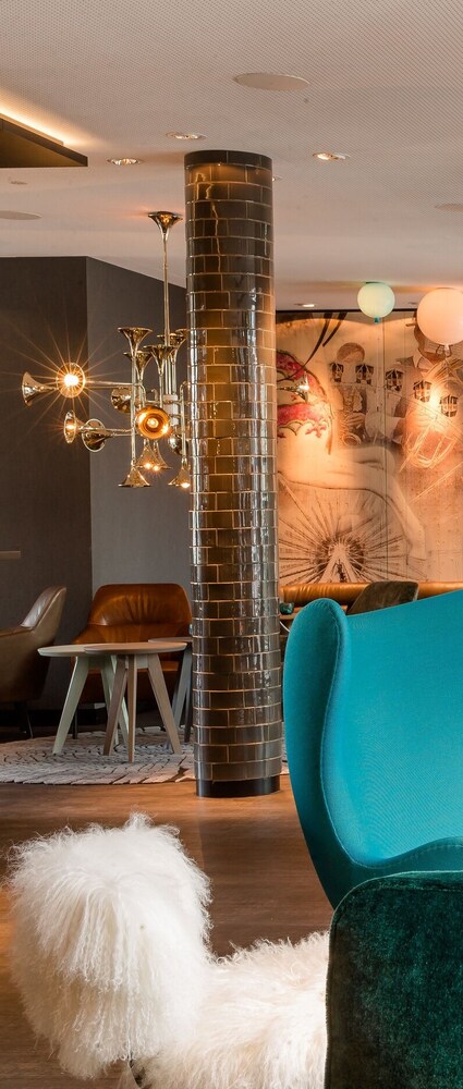 Motel One Munchen Westend In Munich Hotel Rates Reviews On Orbitz
