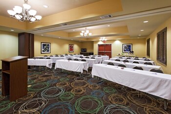 Holiday Inn Express Hotel Suites Weatherford Deals - 