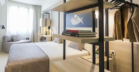 Hotel Hcc Regente Barcellona Spagna Expedia It