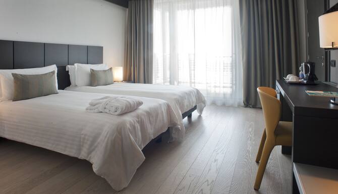 domina milano fiera milano italia