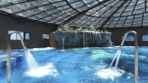 室內泳池