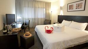 Minibar, in-room safe, desk, blackout curtains