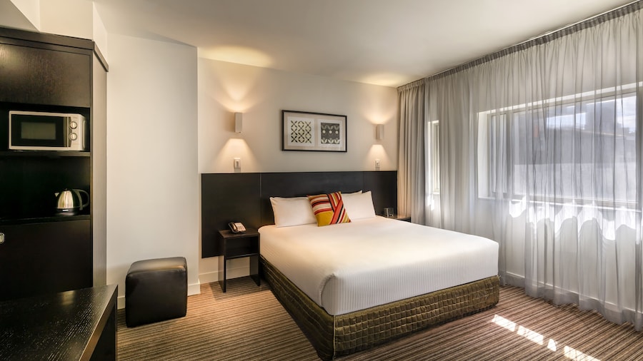 Causeway 353 Hotel