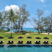 Top Hotels Closest to Tublamu Navy Golf Course in Thai Mueang ...