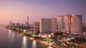 ใกล้ชายหาด