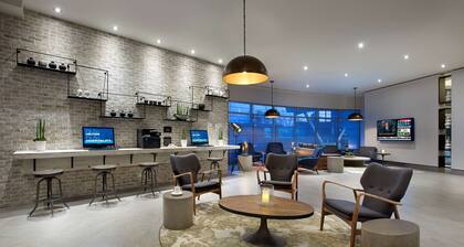 Hilton Garden Inn Toronto Airport