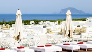 Seasonal outdoor pool, sun loungers