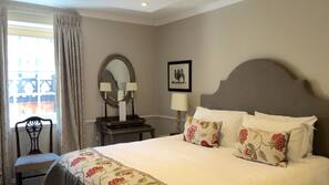 In-room safe, desk, iron/ironing board, free WiFi