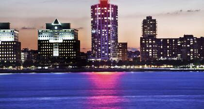 W Hoboken