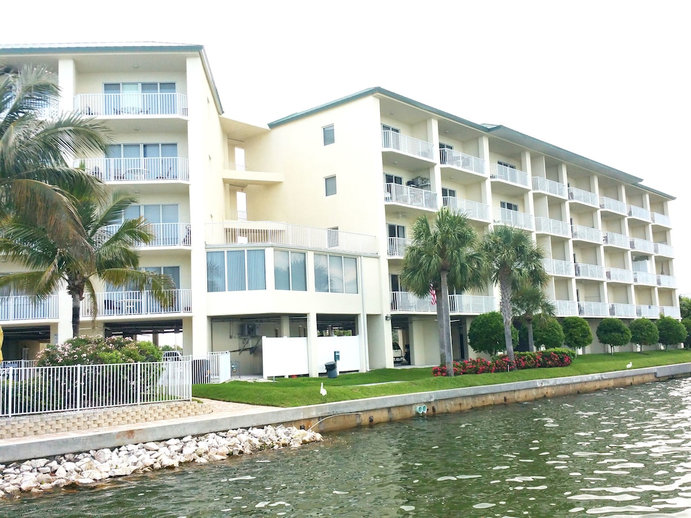Boca Ciega Resort in St. Petersburg Clearwater Best Rates & Deals