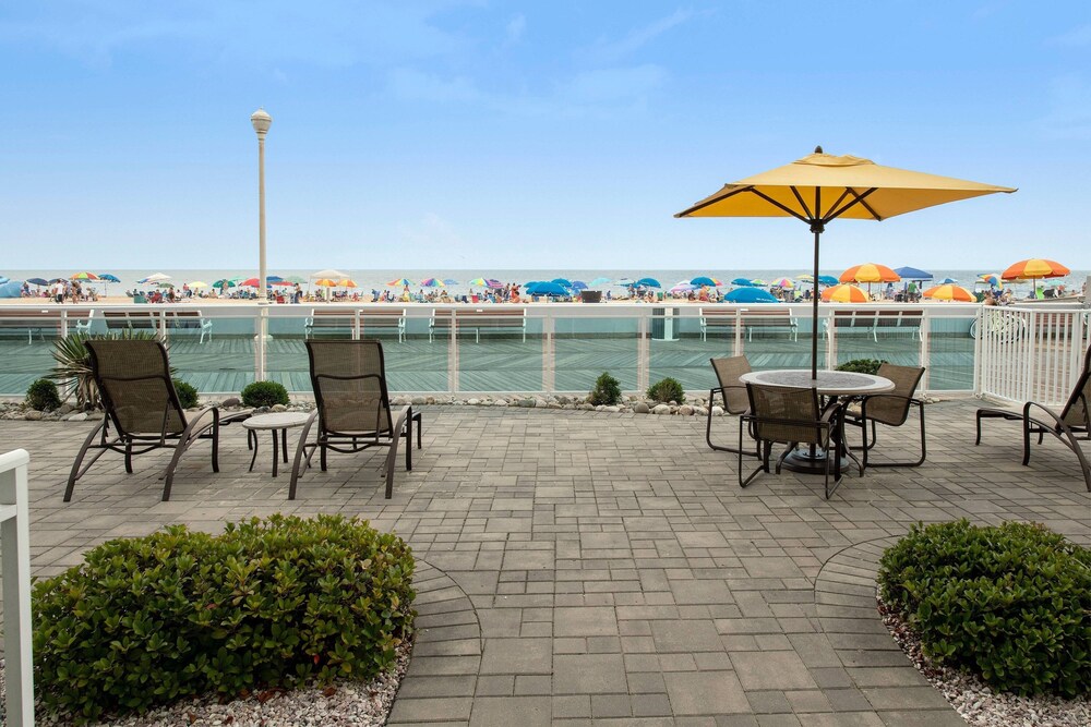 Courtyard Ocean City Oceanfront