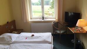 Allergikerbettwaren, Zimmersafe, Schreibtisch