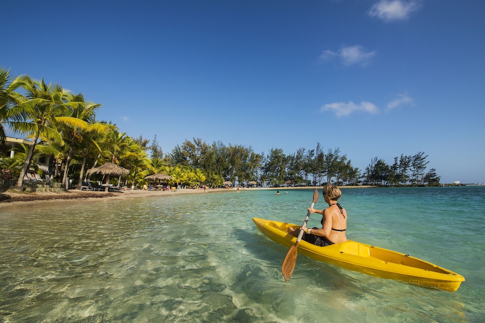 Fantasy Island Beach Resort, Dive and Marina All Inclusive in Roatan