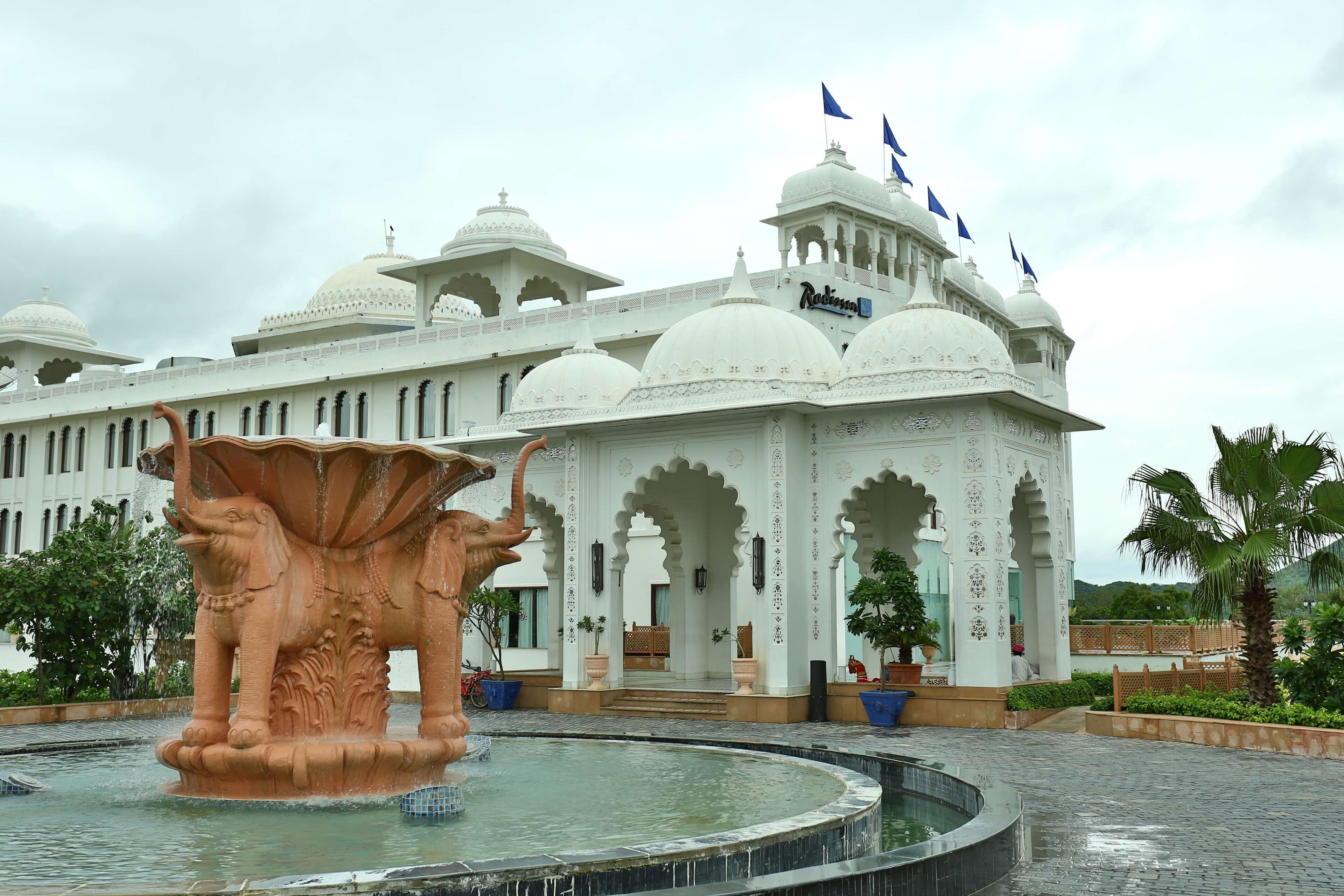 Radisson Blu Udaipur Palace Resort & Spa in Udaipur in Udaipur, India