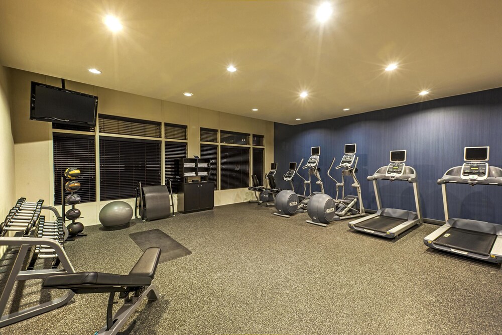 Cheap Hotels Laguardia Cheap Hotels Laguardia