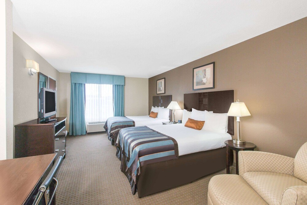 Wingate By Wyndham Southport