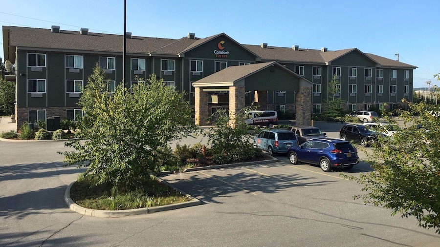 Comfort Suites Anchorage International Airport