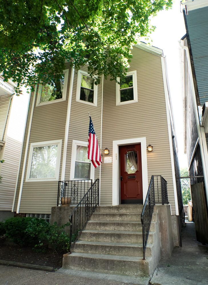 Roscoe Village Guesthouse 2019 Room Prices 250, Deals & Reviews Expedia