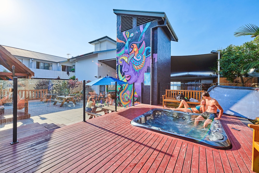 Featured Image, Nomads Byron Bay - Hostel