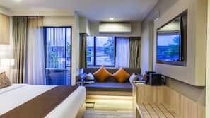 In-room safe, desk, blackout curtains, free WiFi