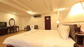 Minibar, in-room safe, desk, blackout curtains