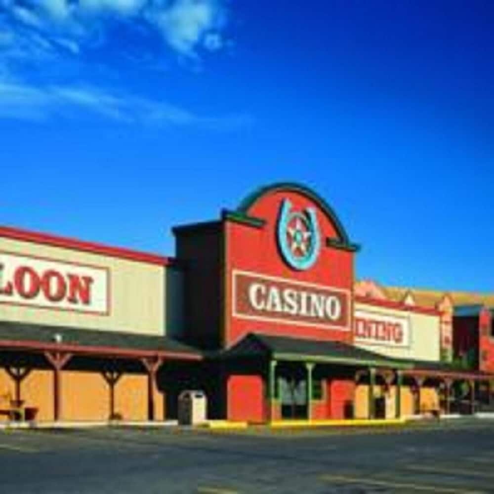 Cactus Petes Resort Casino & Horseshu Hotel and Casino in Jackpot Best Rates & Deals on Orbitz