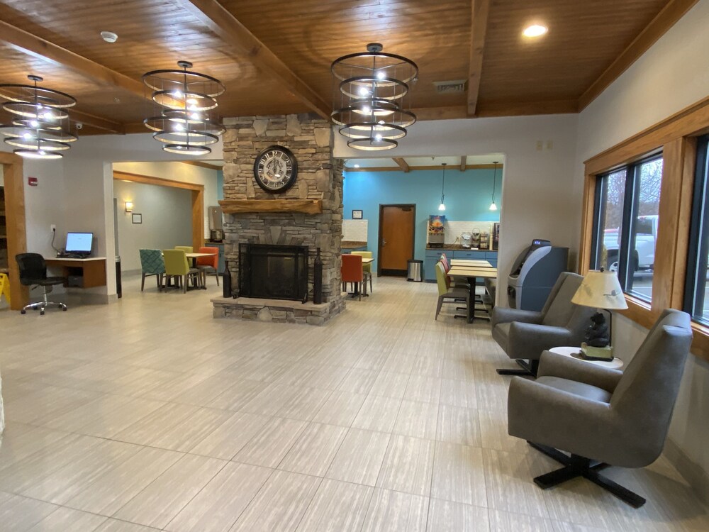 Brookstone Lodge Near Biltmore Village Ascend Hotel Collection In