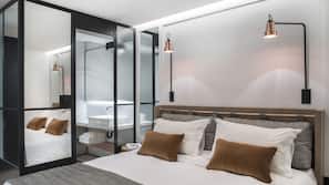 Literie de qualité supérieure, surmatelas, minibar