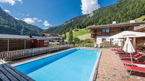 Indoor pool, seasonal outdoor pool, pool umbrellas, sun loungers