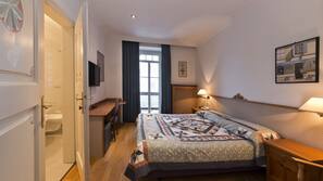 Minibar, in-room safe, iron/ironing board, free WiFi