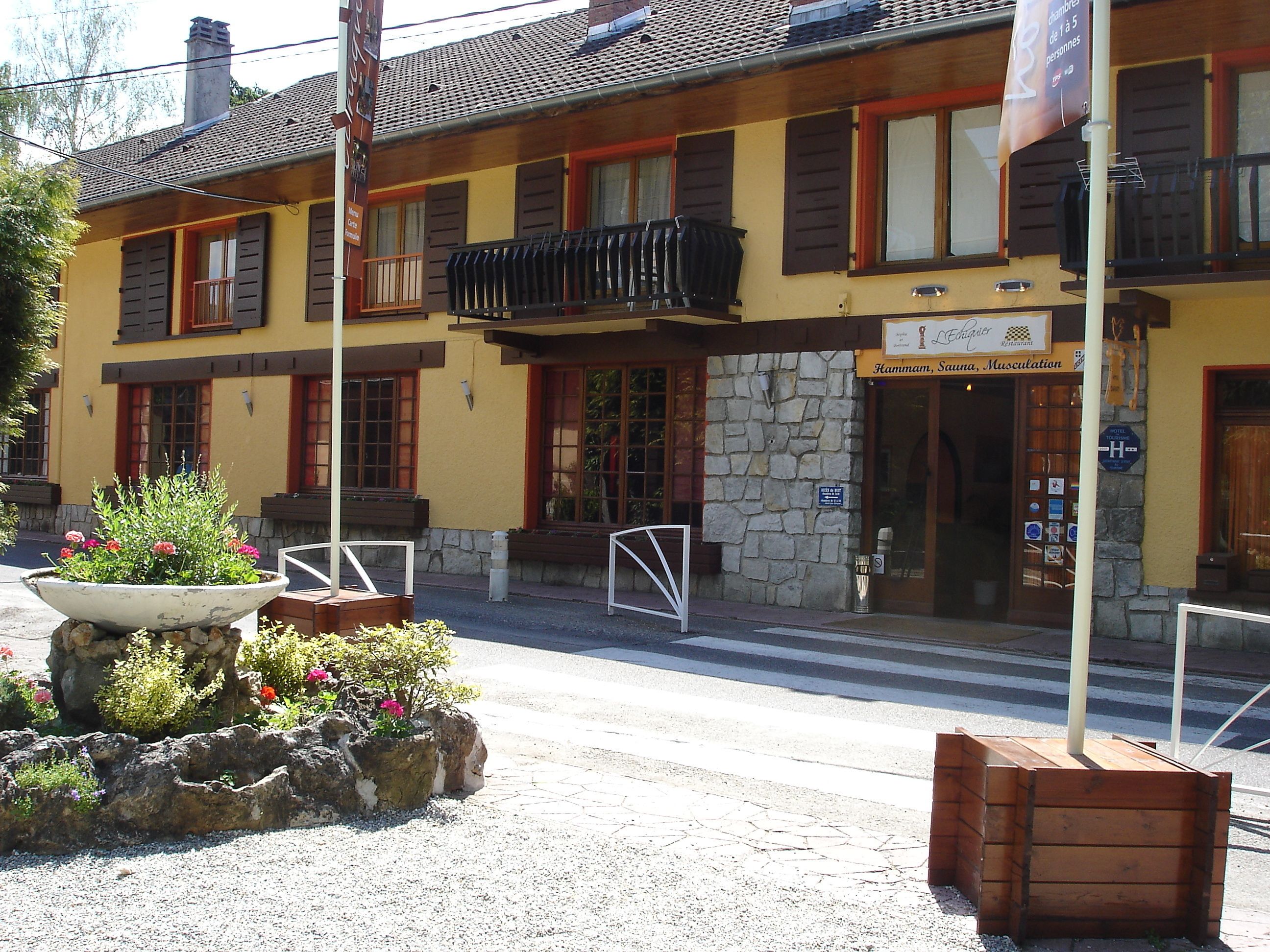 Hôtel Restaurant Davat in Aix-les-Bains in Aix-les-Bains, France