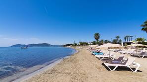 Spiaggia privata nelle vicinanze, lettini da mare, ombrelloni