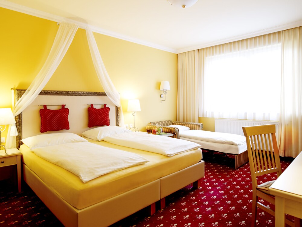 Grune Bio Hotel Zur Post Salzburg Grune Bio Hotel Zur Post Salzburg